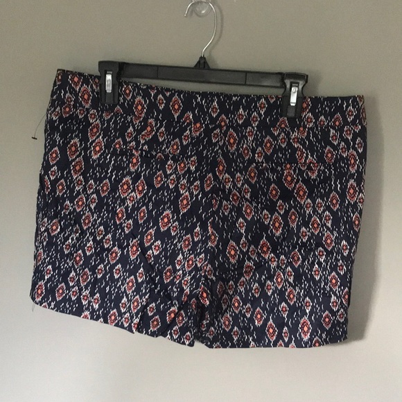 British Khaki Shorts - Picture 3 of 7